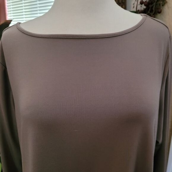 Joan Rivers Top Gray taupe Beige Medium Blouse Career Work QVC pockets - Picture 4 of 7